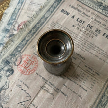 Charger l'image dans la galerie, Œufs en onyx et leur coquetier vintage