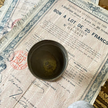 Charger l'image dans la galerie, Œufs en onyx et leur coquetier vintage