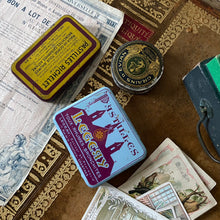 Charger l'image dans la galerie, Ensemble de boîtes en métal vintage