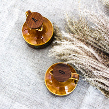 Charger l'image dans la galerie, Duo de bouteilles vintage Hornsea modèle Bronte