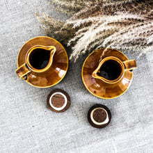 Charger l'image dans la galerie, Duo de bouteilles vintage Hornsea, "Bronte"
