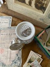 Charger l'image dans la galerie, Shaker en verre vintage