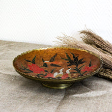Charger l'image dans la galerie, Large coupe en laiton cloisonné vintage