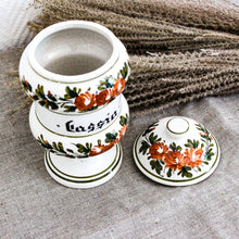 Charger l'image dans la galerie, Pot à pharmacie en faïence vintage