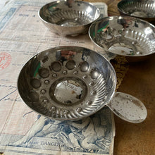 Charger l'image dans la galerie, Ensemble de tastevins vintage