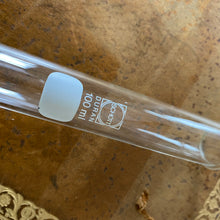 Charger l'image dans la galerie, Ensemble de verrerie de chimie vintage