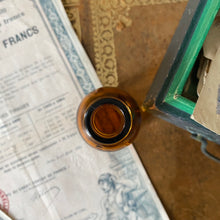 Charger l'image dans la galerie, Flacons de pharmacie anciens