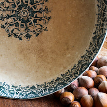 Charger l'image dans la galerie, Compotier terre de fer ancien, "Egyptien"