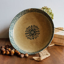 Charger l'image dans la galerie, Compotier terre de fer ancien, "Egyptien"