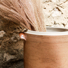 Charger l'image dans la galerie, Large saloir en grès vintage