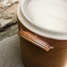 Charger l'image dans la galerie, Large saloir en grès vintage