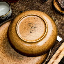 Charger l'image dans la galerie, Assiettes en grès vintage Longchamp