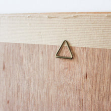 Charger l'image dans la galerie, Grand miroir mural doré en bois et plâtre vintage