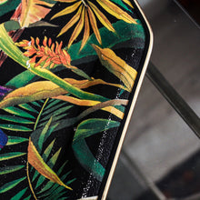 Charger l'image dans la galerie, Plateau en plastique vintage