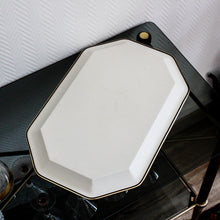 Charger l'image dans la galerie, Plateau en plastique vintage