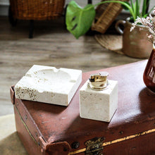Charger l'image dans la galerie, Cendrier et briquet travertino vintage