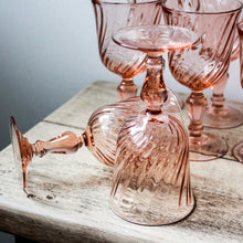 Charger l'image dans la galerie, Verres Rosaline vintage | Touche rose