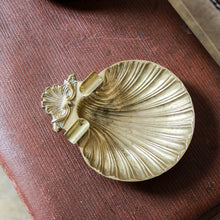 Charger l'image dans la galerie, Cendrier en laiton vintage
