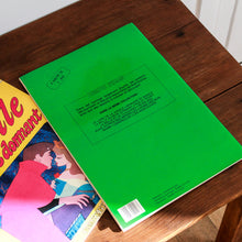 Charger l'image dans la galerie, Livres souples Disney "Beaux Films" vintage