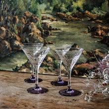 Charger l'image dans la galerie, Verres à cocktail violets Luminarc vintage