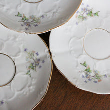 Charger l'image dans la galerie, Sous-tasses en porcelaine