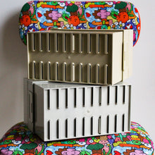 Charger l'image dans la galerie, Boîte à fiches en plastique eighties