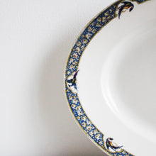 Charger l'image dans la galerie, Grand plat en porcelaine de Limoges