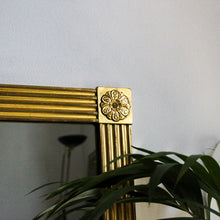 Charger l'image dans la galerie, Miroir en bois doré