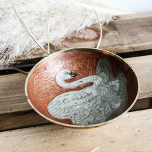 Charger l'image dans la galerie, Coupelle en laiton cloisonné vintage