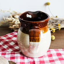 Charger l'image dans la galerie, Pichet en grès vintage