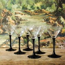Charger l'image dans la galerie, Verres à cocktail noirs Luminarc vintage