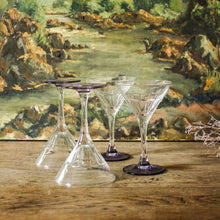 Charger l'image dans la galerie, Verres à cocktail violets Luminarc vintage