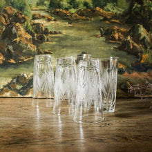 Charger l'image dans la galerie, Service de verres hauts en verre ciselé vintage