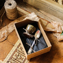 Charger l'image dans la galerie, Écrin vintage "Quercus"