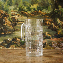 Charger l'image dans la galerie, Pichet en verre "Préfontaines" vintage