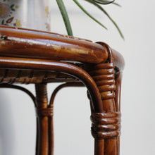 Charger l'image dans la galerie, Table basse en rotin