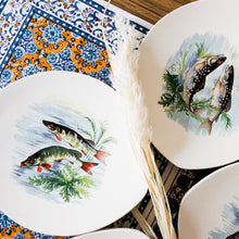 Charger l'image dans la galerie, Grandes assiettes Salins