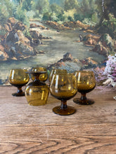 Charger l'image dans la galerie, Verres à cognac fumés vintage