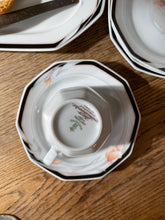 Charger l'image dans la galerie, Service à thé ou café en porcelaine vintage