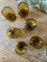 Charger l'image dans la galerie, Verres à cognac fumés vintage