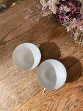 Charger l'image dans la galerie, Duo de tasses vintage