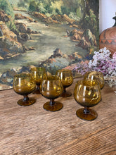 Charger l'image dans la galerie, Verres à cognac fumés vintage