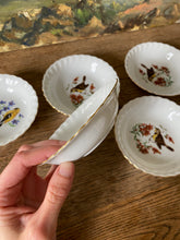 Charger l'image dans la galerie, Coupelles en porcelaine allemande vintage