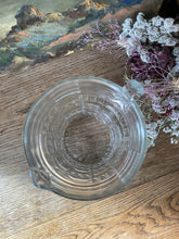 Charger l'image dans la galerie, Pichet en verre "Préfontaines" vintage