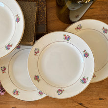 Charger l'image dans la galerie, Assiettes à dessert Digoin
