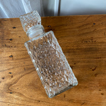 Charger l'image dans la galerie, Carafes à whisky vintage

