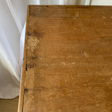 Charger l'image dans la galerie, Très grand plateau en bois ancien
