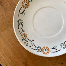 Charger l'image dans la galerie, Sous-tasses anciennes Gien
