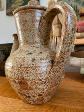 Charger l&#39;image dans la galerie, Théière poterie artisanale ancienne
