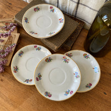 Charger l'image dans la galerie, Sous-tasses en porcelaine
